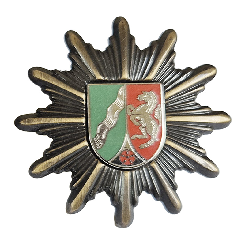 Polizei Mützenstern, Metall 52 mm    A/B