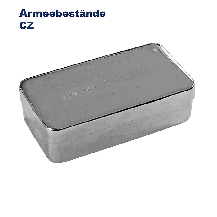 Tschechische Blechschachtel, groß    A/B