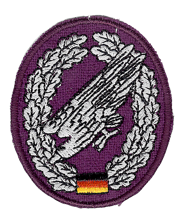 Artikelbild 1 des Artikel: BW Barettabzeichen, Textil, Maschinen gestickt A BW Barettabzeichen, Textil, Maschinen gestickt A